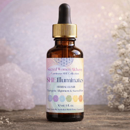 SHE ILLUMINATES ESSENCE